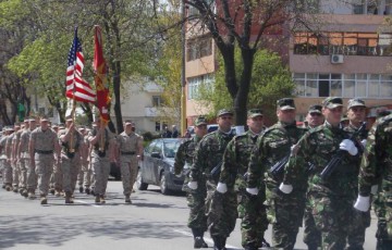 Militarii americani vor participa la ecologizarea celui mai mare parc din Constanţa